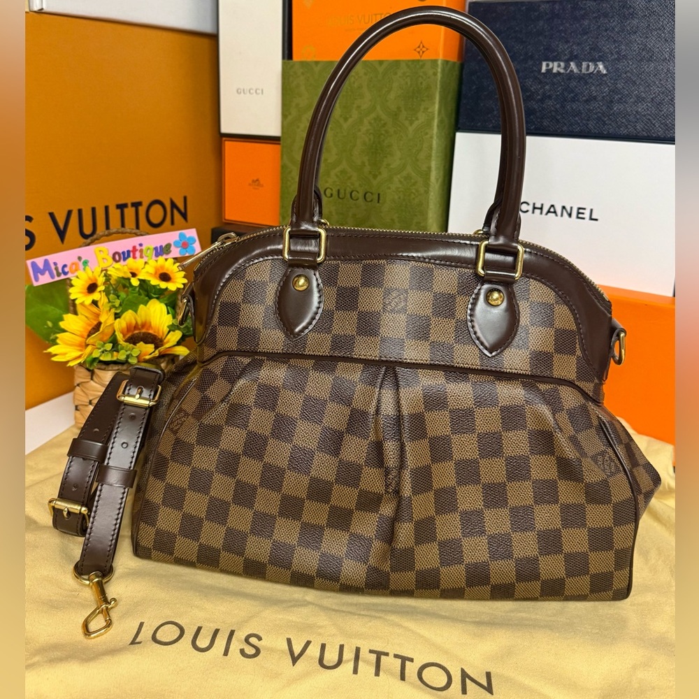 Auth LOUIS VUITTON w/COA Trevi PM Damier Tote/Shoulder Bag
